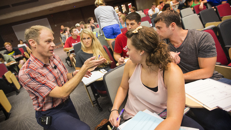 Keynote speaker Peggy Brickman will discuss the evidence that all students learn better when they collaborate during the Fall 2018 Teaching & Learning Symposium