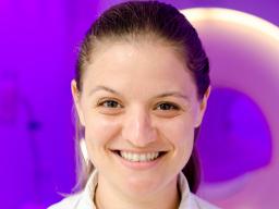 Molly Bright from Northwestern University is an expert in physical therapy and human movement sciences.