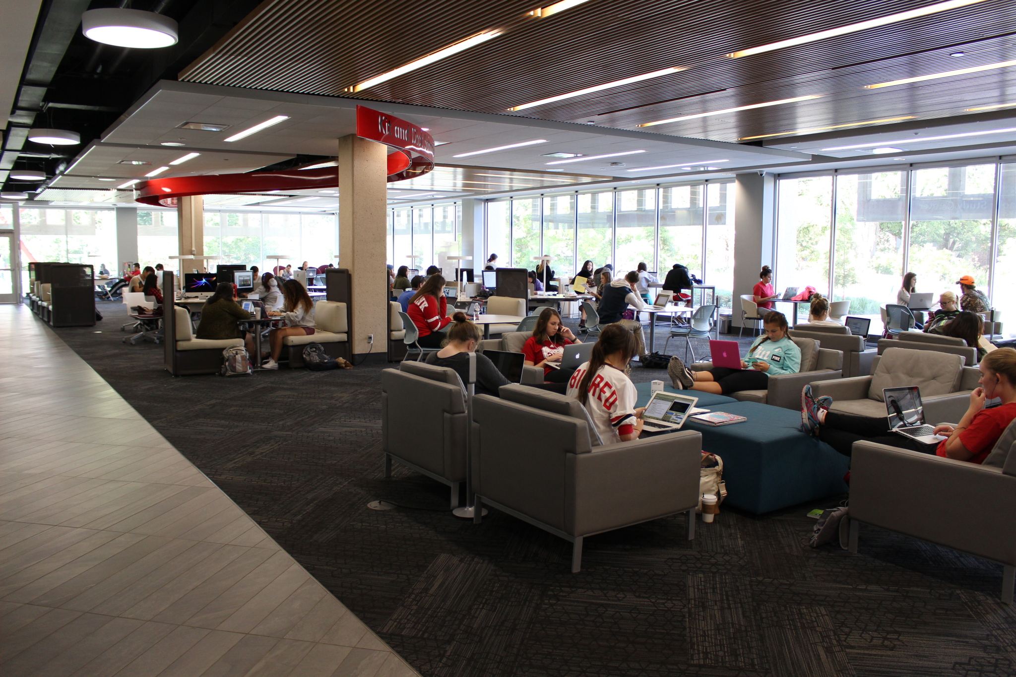 Adele Coryell Hall Learning Commons