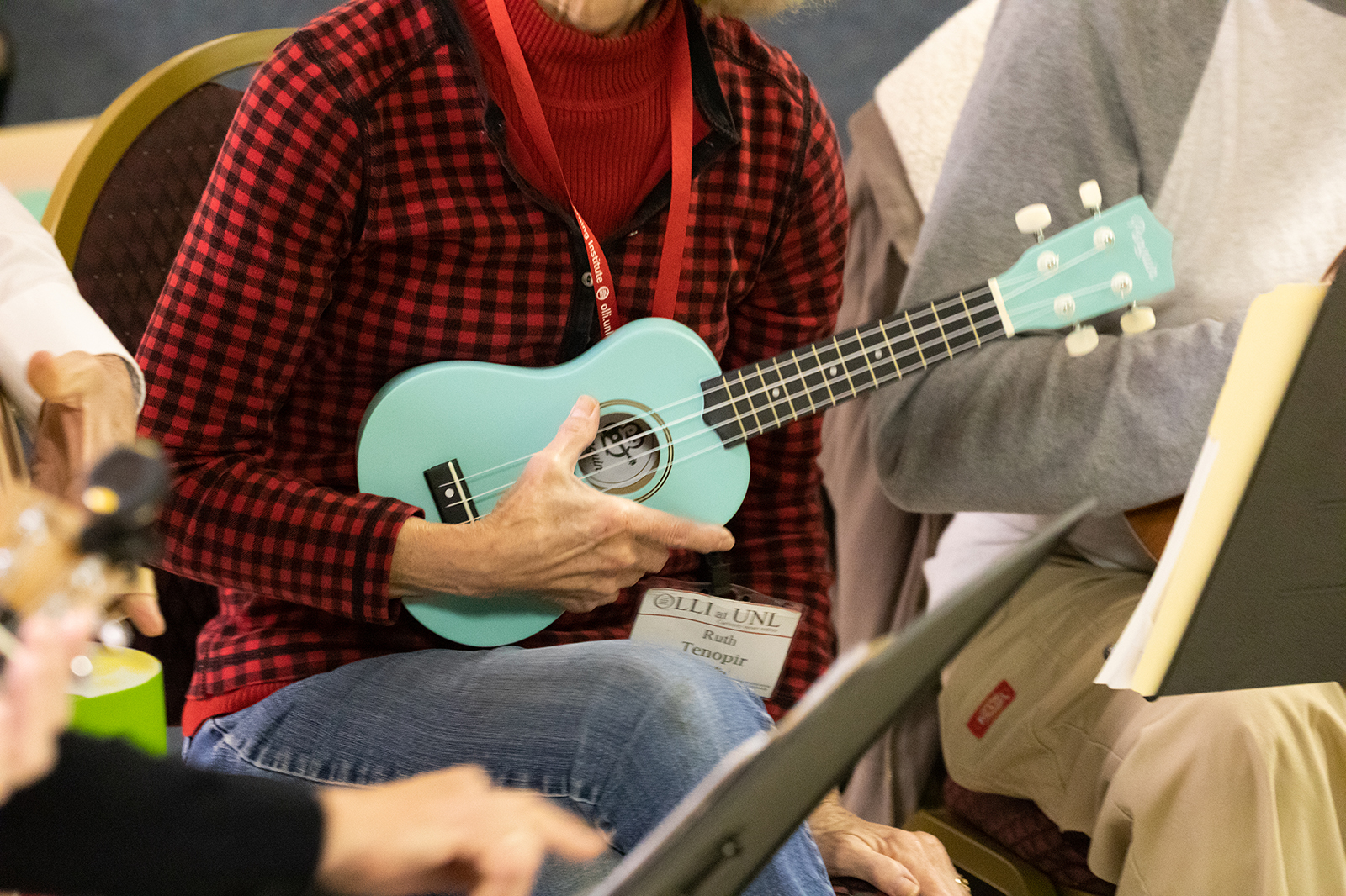 Share your interest in the ukulele with others.