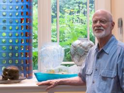 Steve Wake in his home, summer 2019. Photo by Francisco Souto.