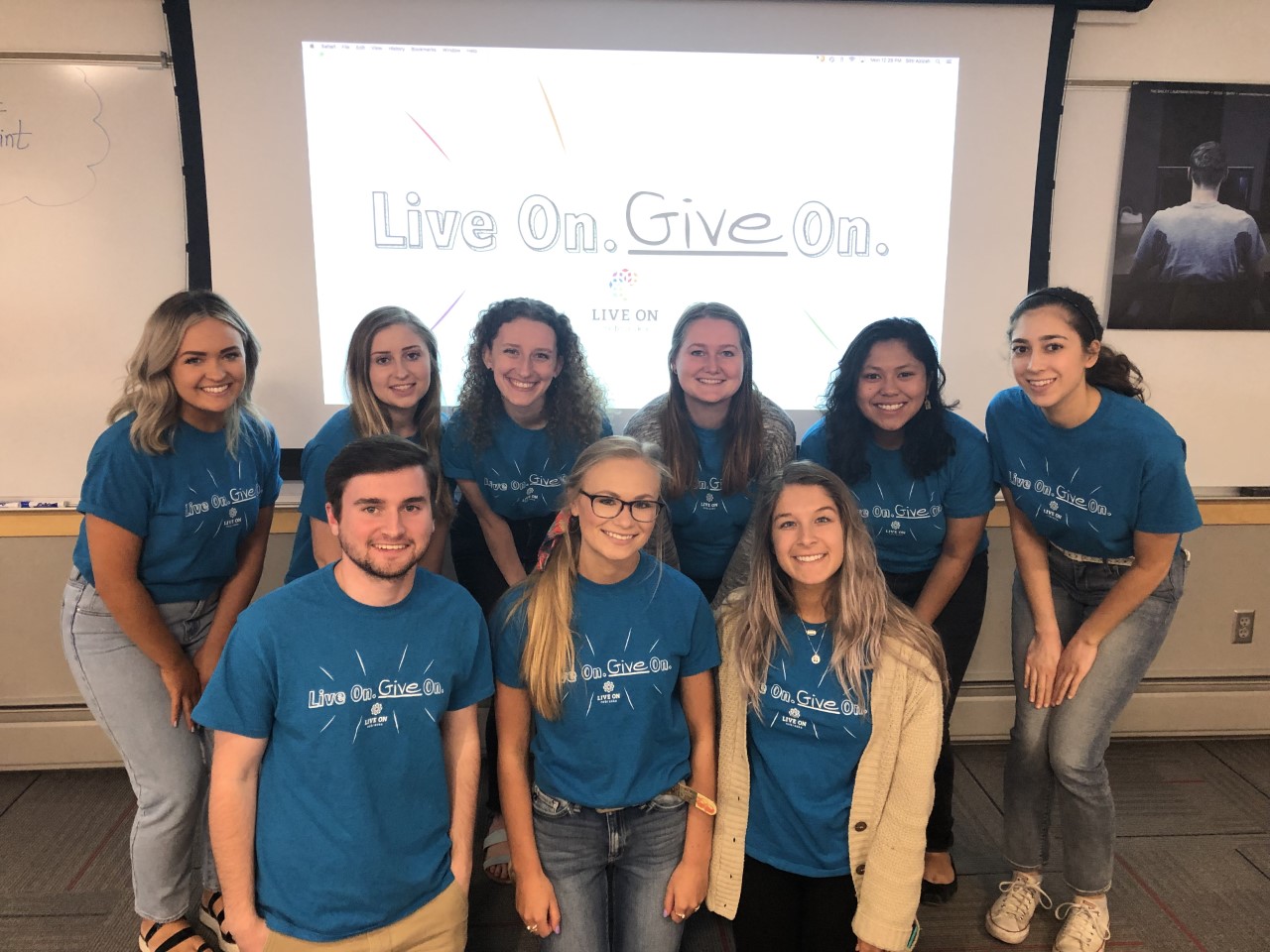 “Live On. Give On.” educated UNL students about how organ donors can give the gift of life while they are still living, as the majority of people on the national transplant waiting list need kidney transplants. 