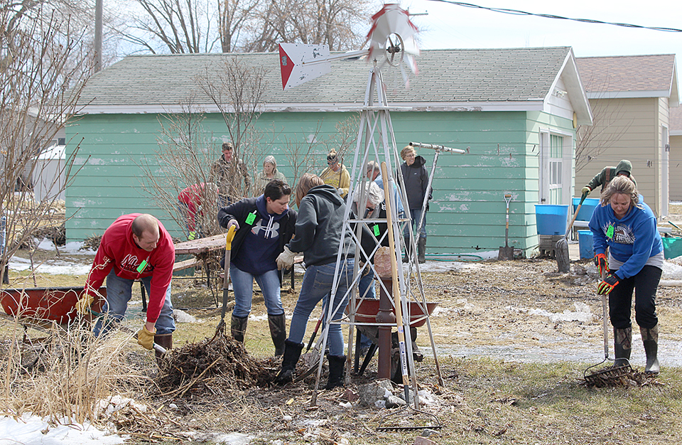 flood volunteers