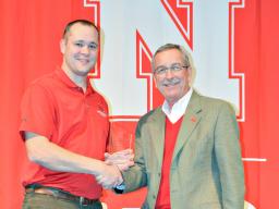 Greg Kruger (left) and Charles Hibberd, Nebraska Extension dean and director.