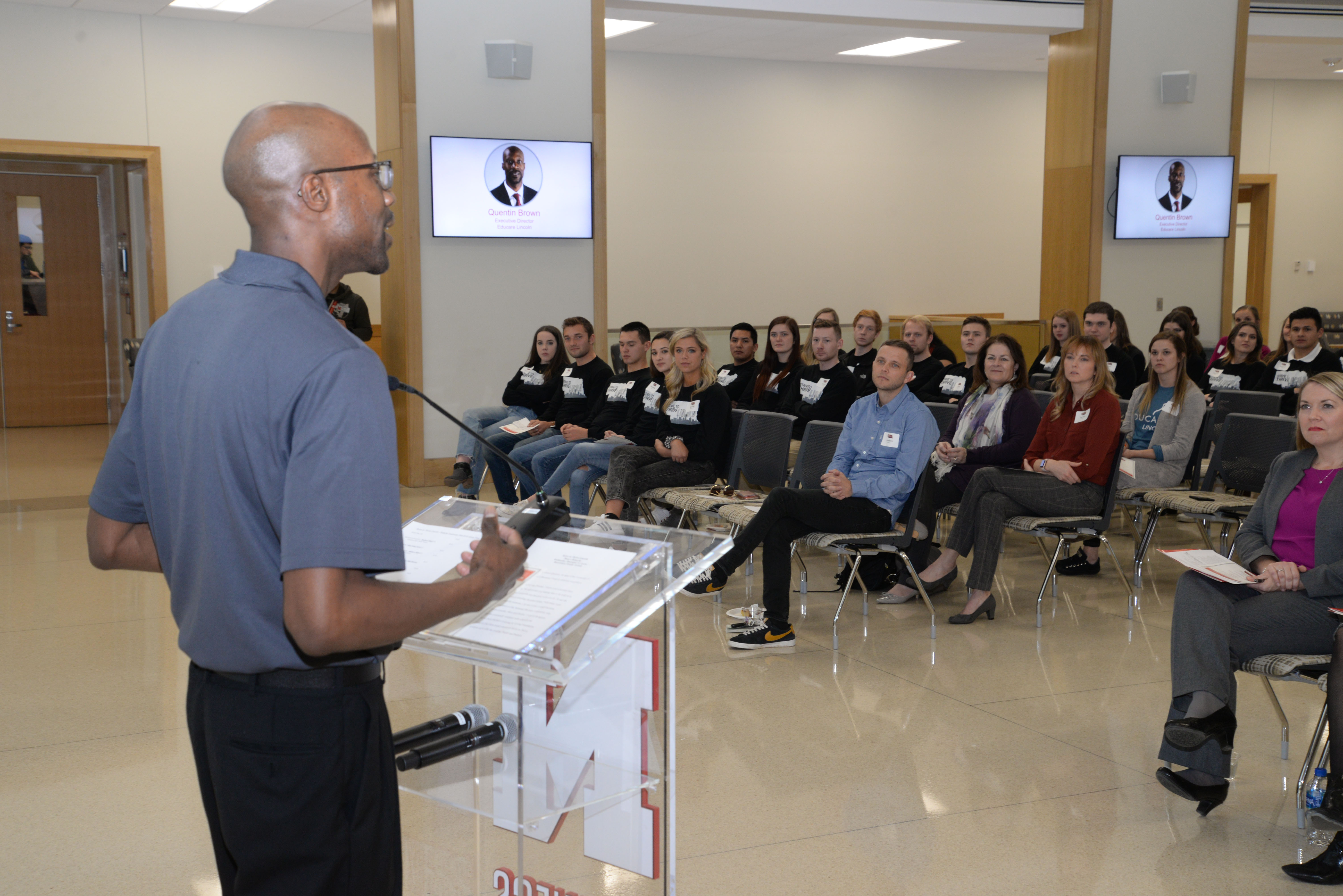 Educare Lincoln Executive Director Quentin Brown speaks at the Fall 2019 Awards Ceremony