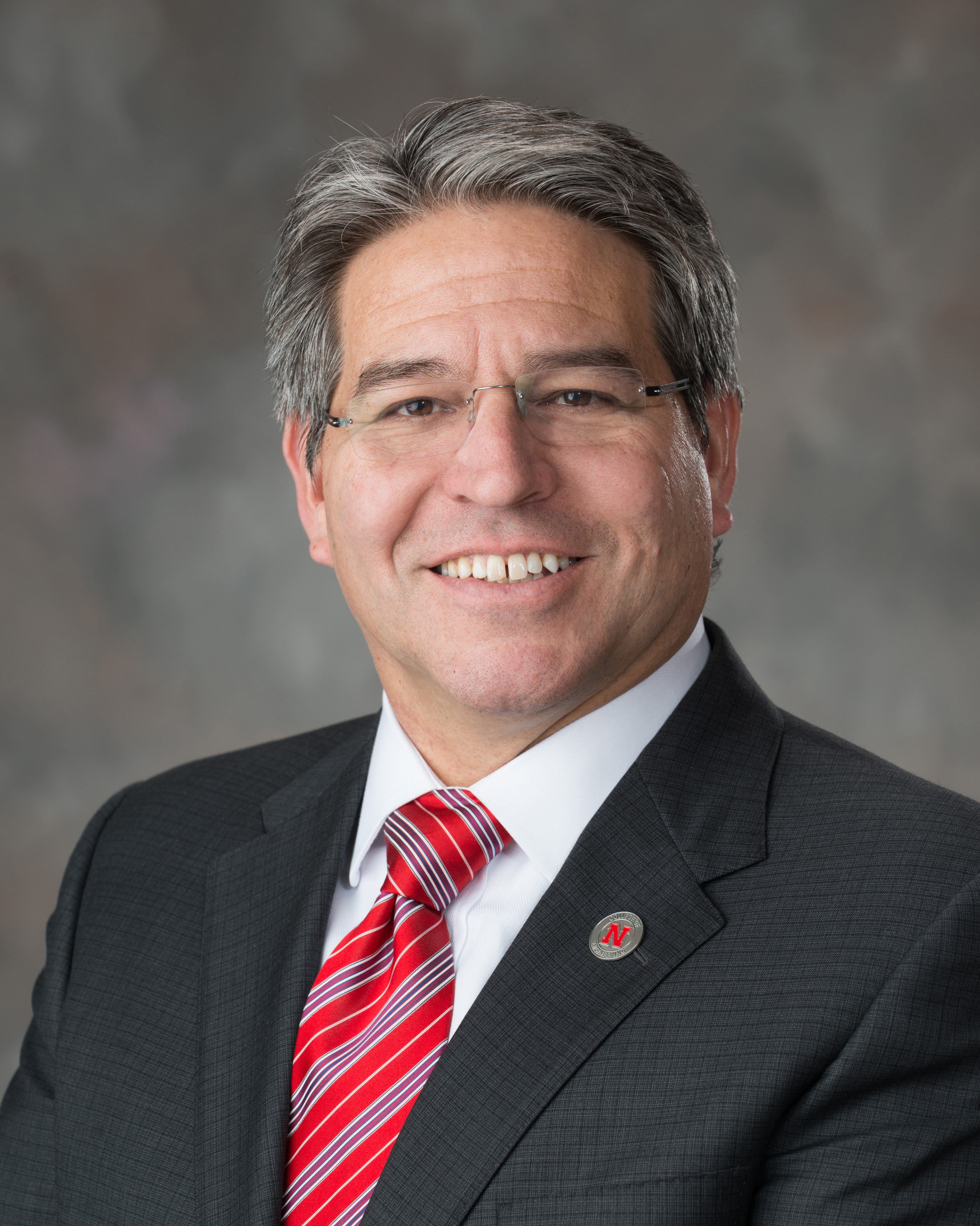 Nebraska Engineering students on Scott Campus are invited to join Dean Lance C. Pérez on Thursday, Oct. 29 at 5:30 p.m. for a virtual Office Hours with the Dean. 
