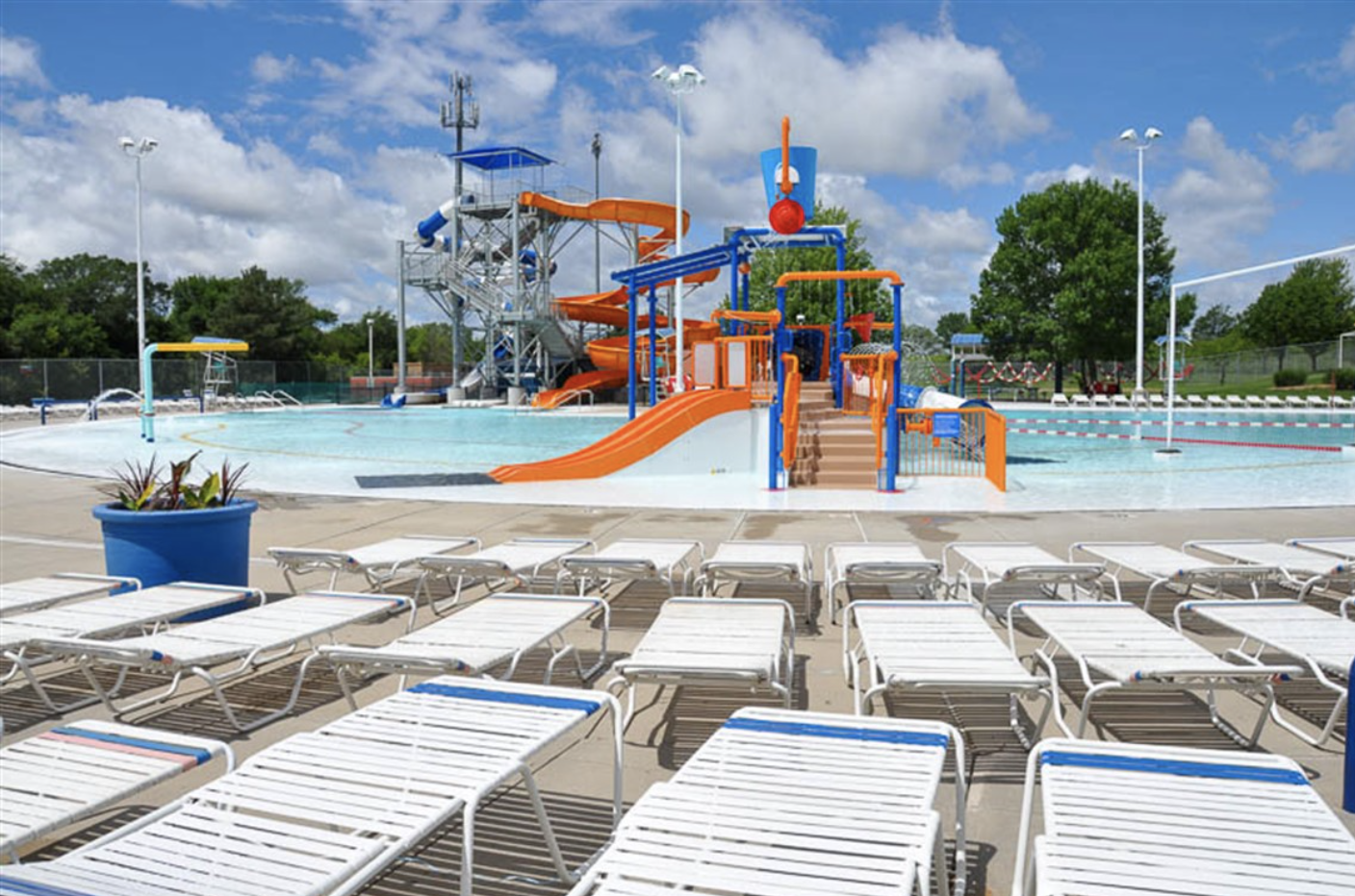 Star City Shores is just one of many swimming destinations within Lincoln.