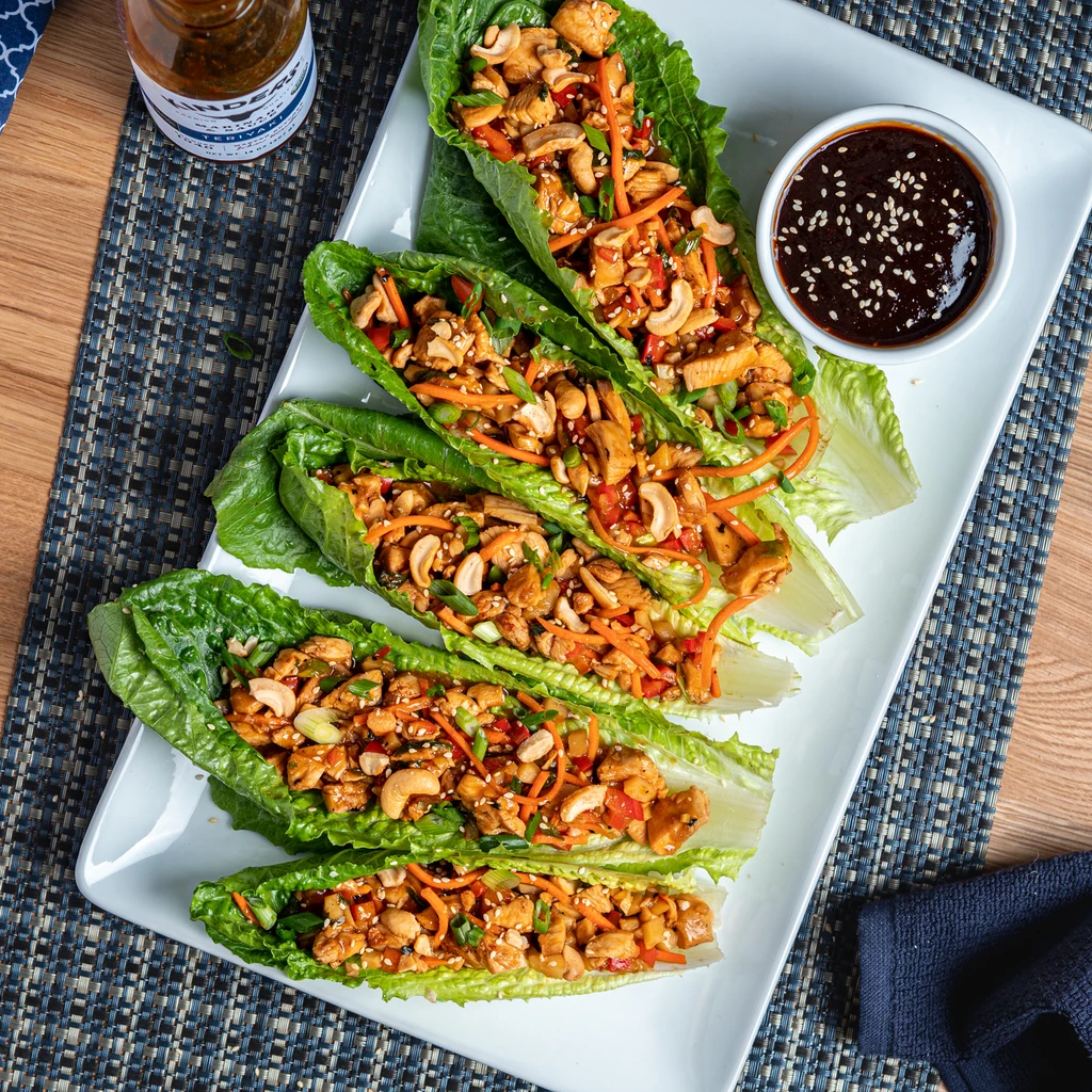 The menu for the August 16 meal kits includes Teriyaki Chicken Lettuce Wraps with Rice. 