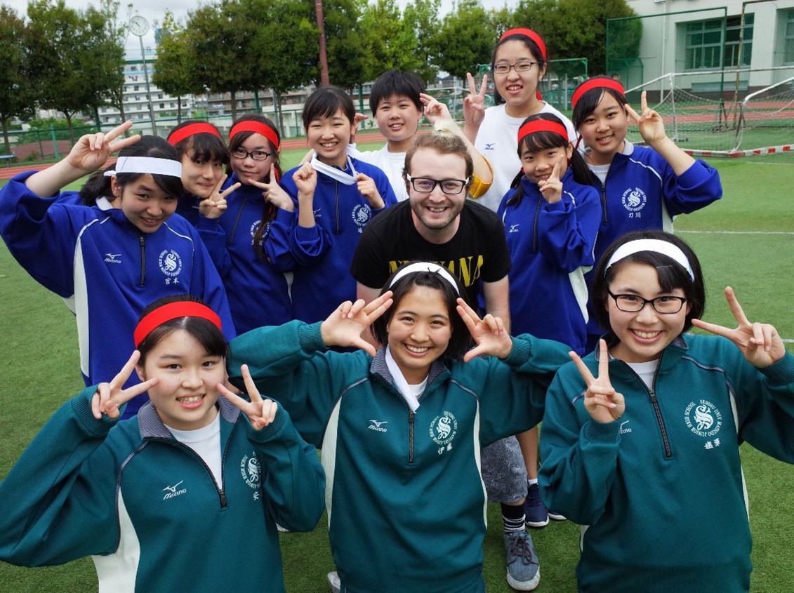 Global Studies major Graham with his students in Matsudo, Japan.