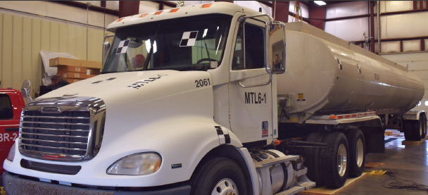 Midwest Roadside Safety Facility (MwRSF) will conduct a tractor-tanker vehicle crash on Wednesday, Dec. 8 at 1 p.m. to test a newly designed and significantly shorter concrete roadside barrier. 