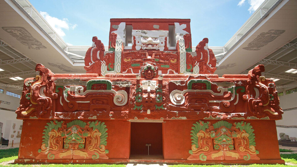 A reconstruction of Rosalila was built in the Museo de la Escultura Maya in Copán. (Wikimedia Commons photo)