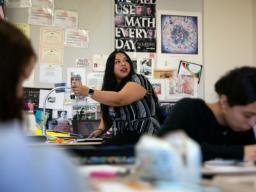  Keiri Ramirez teaches math to 10th-graders at Northridge Academy High School in 2020. (Dania Maxwell / Los Angeles Times)