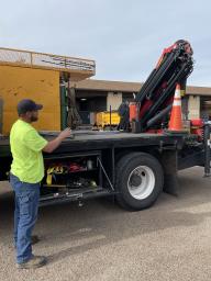 The Sign Technician Basics Workshop ends with a sign truck show and tell for agencies to compare tools, procedures, hardware, post preferences, etc. It's one of the more popular components of the workshop.