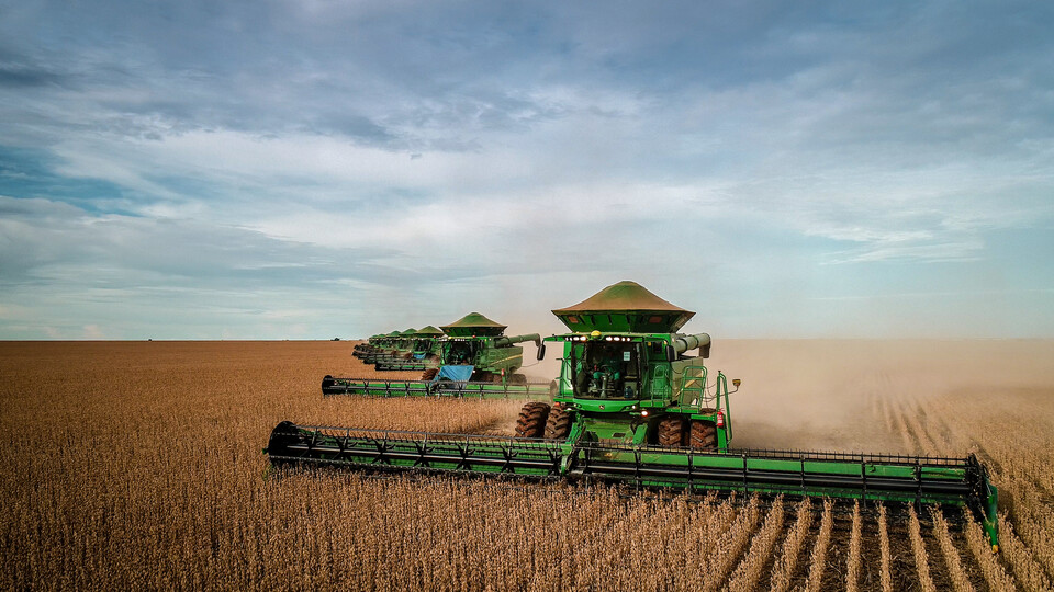  Shutterstock Combines harvest soybeans in Chapadão do Sul, Mato Grosso, Brazil, Feb. 27, 2019