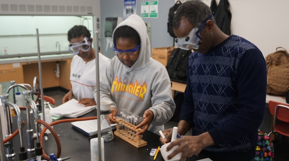 Chemistry students at Highline College. (Image credit: Highline College)