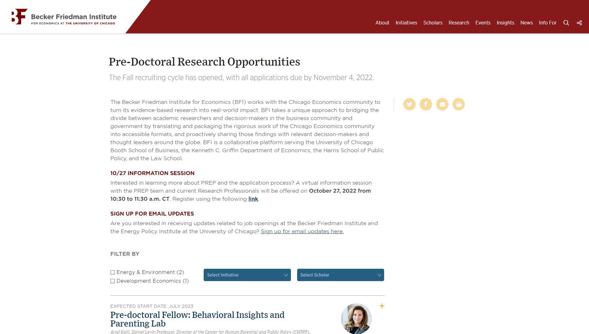 Full-time research assistant positions at the University of Chicago