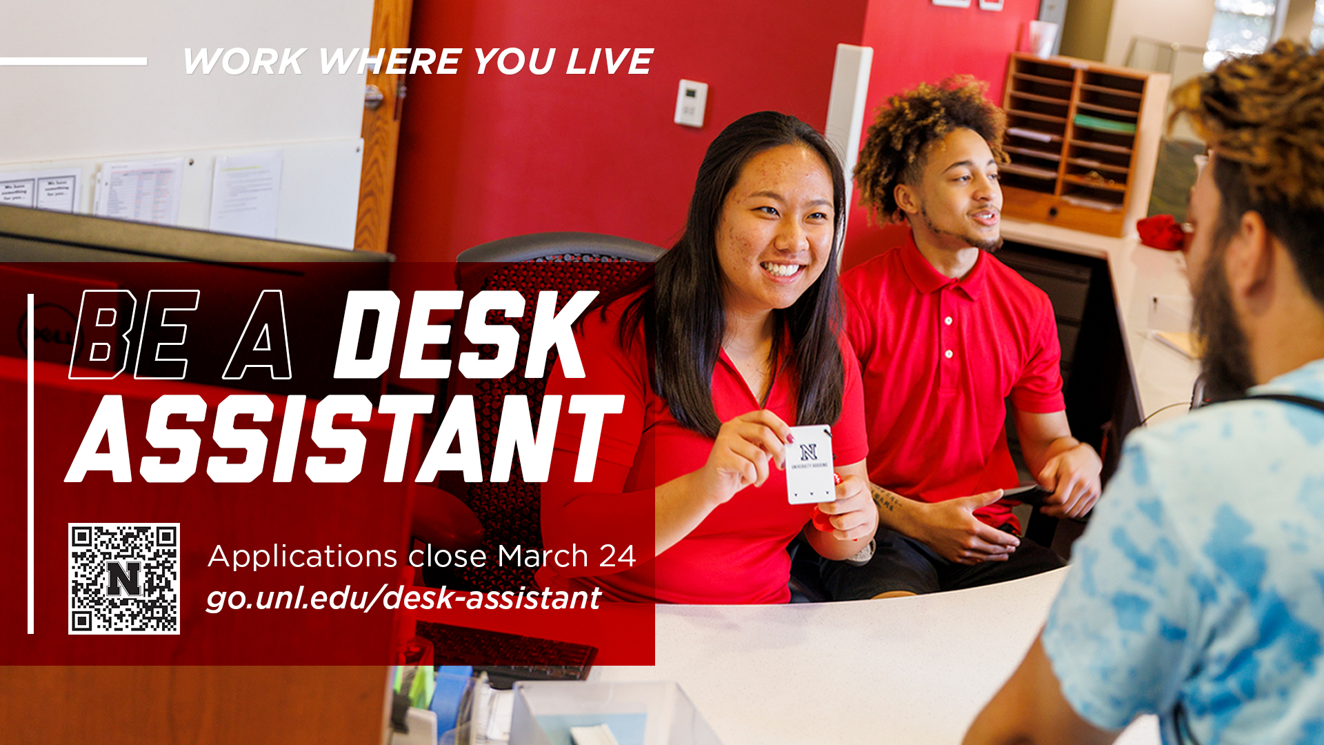 Being a desk assistant is a flexible on-campus job.