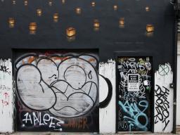 Dan Witz, “Lovejoy” garage mural. 