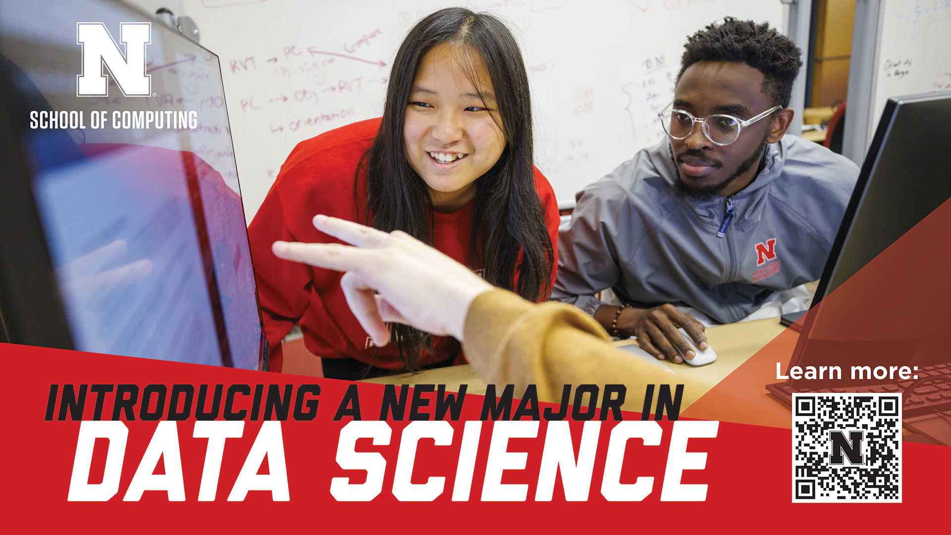 As the school prepares to introduce its new data science major in the fall of 2023, faculty and staff welcome students to an open house event to learn more.