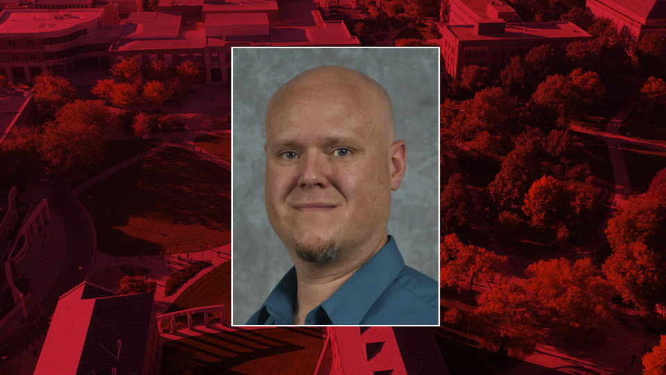 Senior Instructional Designer Brian Wilson teaches introductory composition, is exploring AI, and is a specialist when it comes to using VR in education.