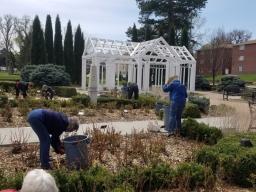 Engage Lincoln: Lincoln Parks and Recreation Rose Garden