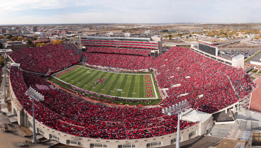 memorial_stadium.jpg