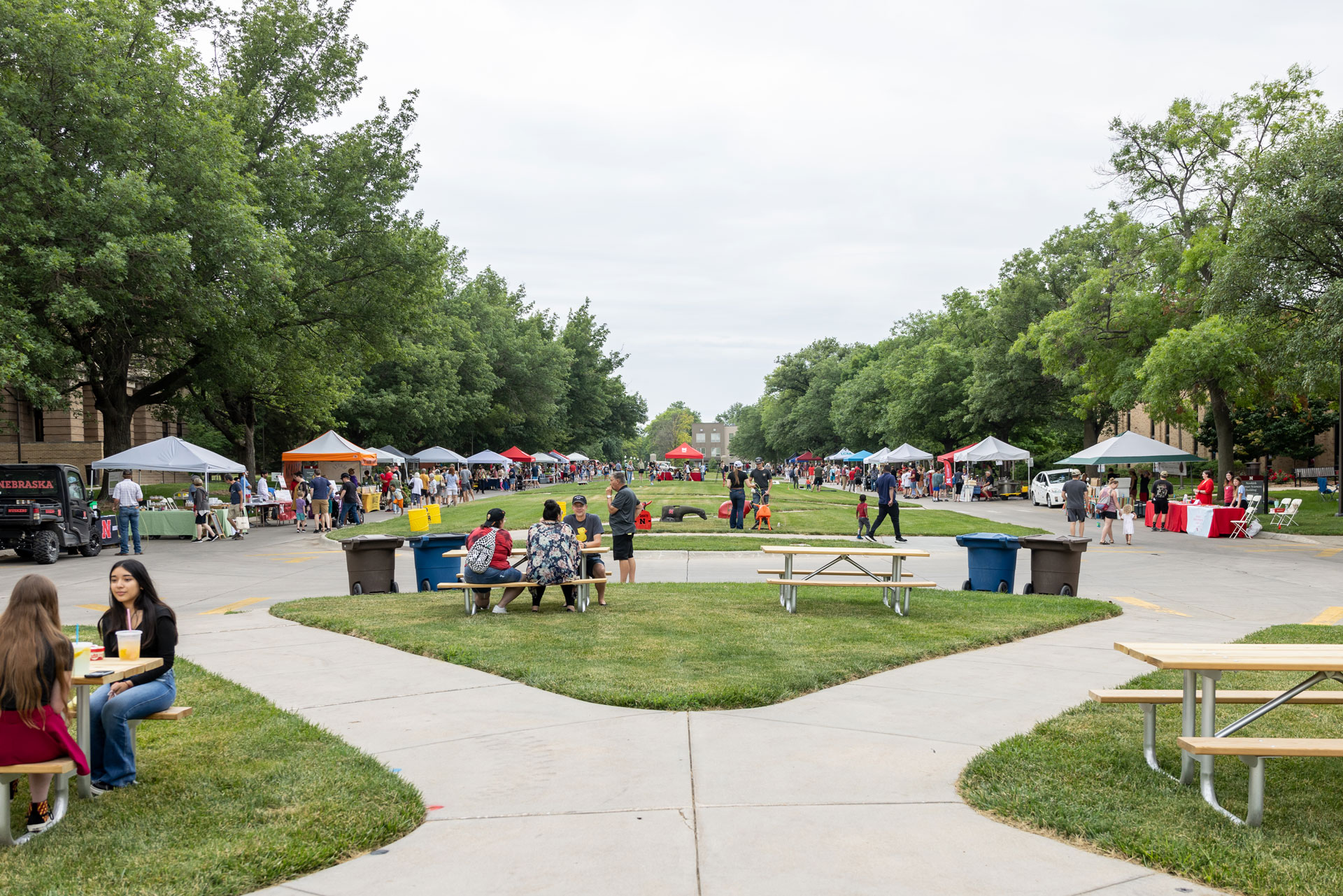 East Campus Discovery Days and Farmers Market