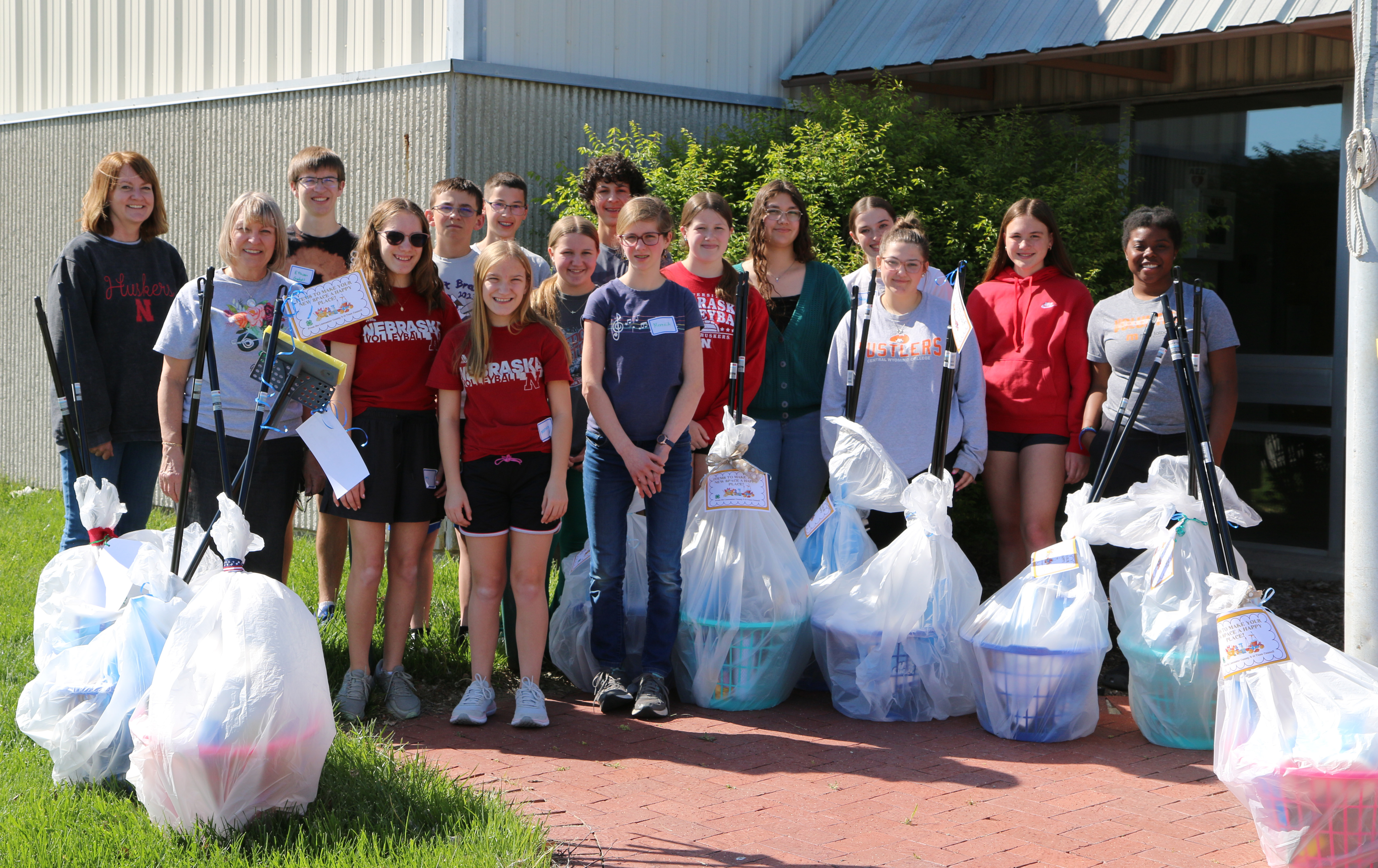 In April, 4-H Teen Council members created and donated create and donated move-in cleaning kits to the People's City Mission.