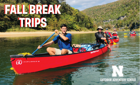 Students canoe on an Outdoor Adventures Fall Break Trip