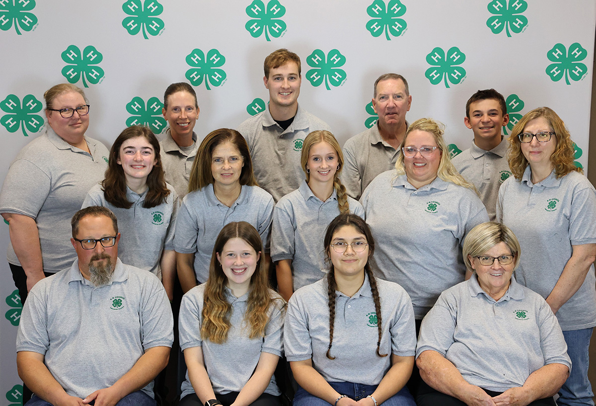 4-H Council group best 1200.jpg