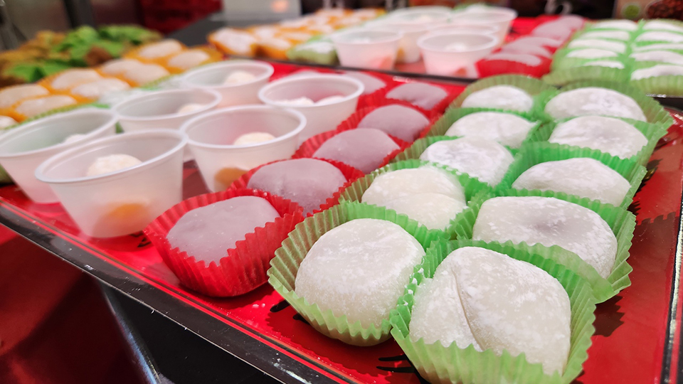 Mochi on display during Lunar New Year celebration.