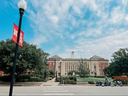 Save your back: rent a locker in the library