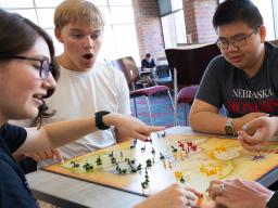 Apply by December 10 to join the University Honors Program starting in Spring 2026!