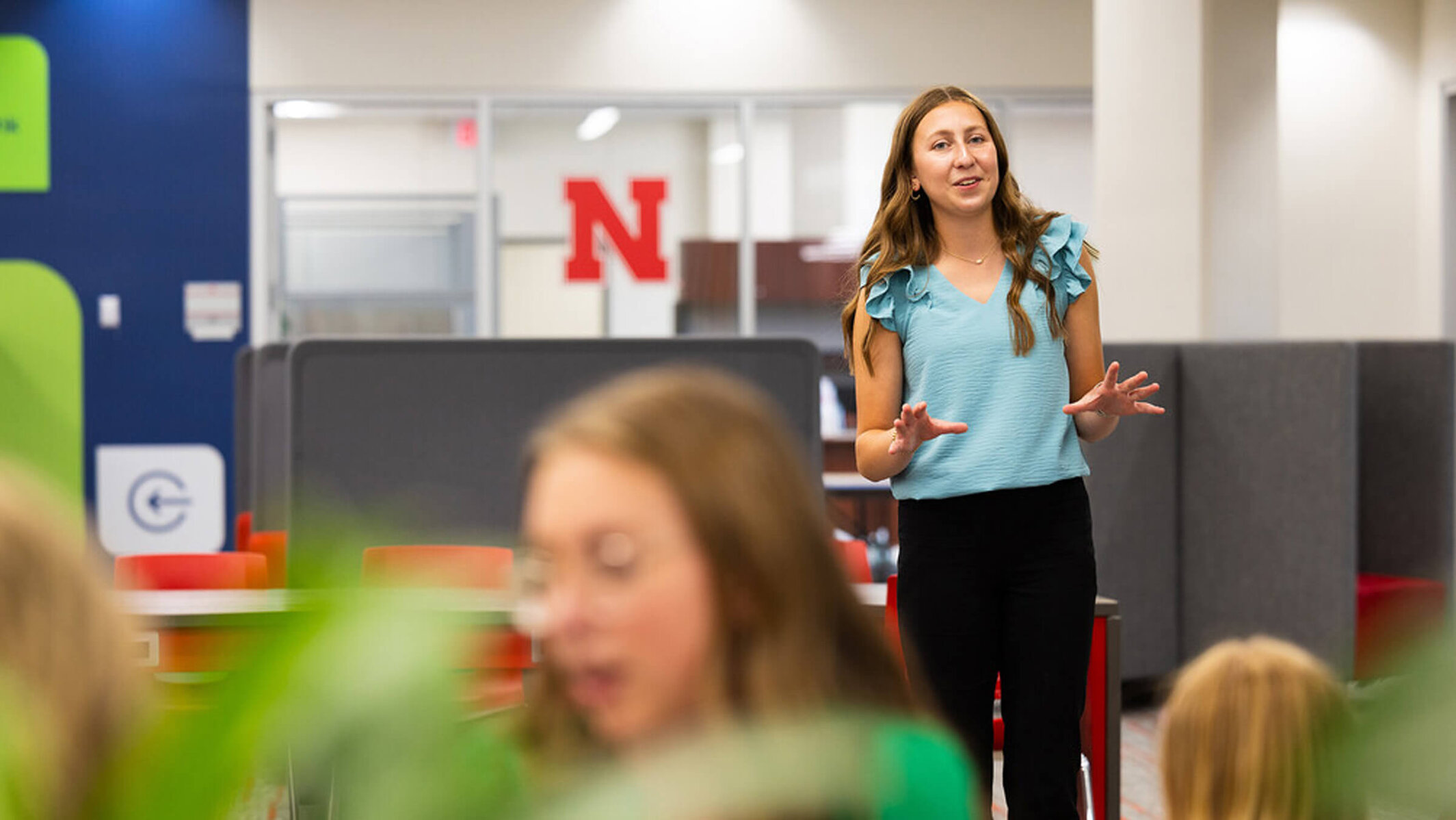 Youth presenting a prepared speech at the state 4-H Premier Communication Event