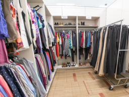 CAREER CLOSET