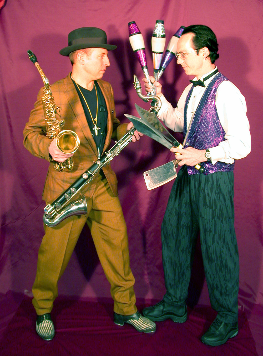 "JuggleMania" at the Lied will feature the dancing musician Shoehorn (Michael Conley) and juggler Rhys Thomas.