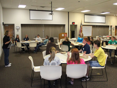 At 4-H Teen Council's October meeting, UNL Extension Educator Kim Pickering gave a presentation about entrepreneurship.
