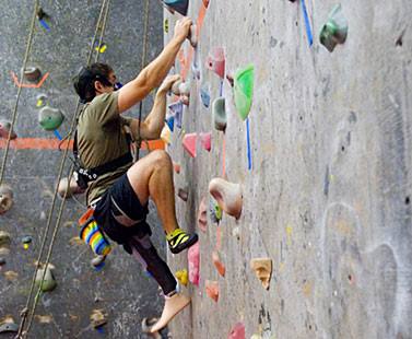 Rock climb with W.H. Thompson Scholars