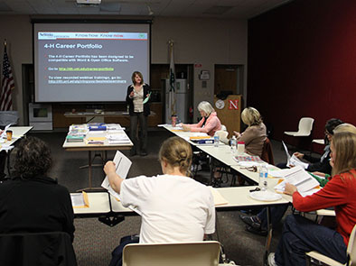 4-H Leaders Training will focus on static exhibits, opportunities for 4-H members and more.