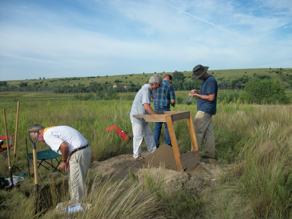 Archaeological field crew members conduct systematic, small-scaled excavations near Spring Creek in Frontier County, Nebraska. From left: Bruce Jones and the crew members are Bill Altizer, Steve Reynolds, and Les Hossick (UNSM Courtesy Photo)