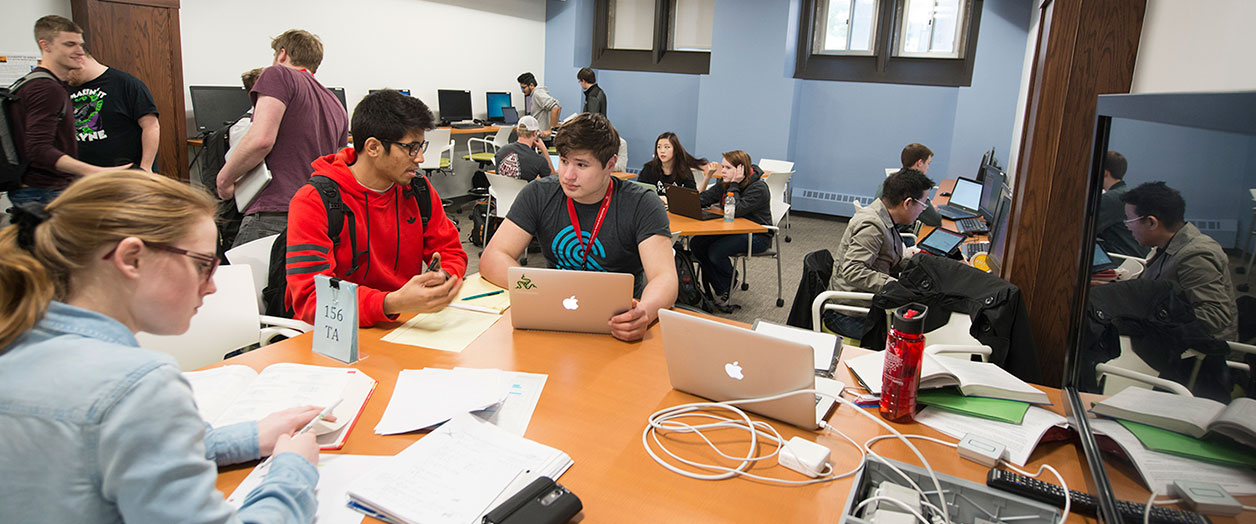 CSE students in the Student Resource Center.