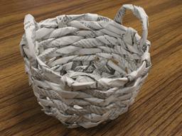 Make a woven paper basket at a 4-H workshop on Nov. 12