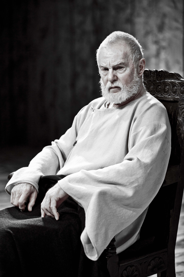 Derek Jacobi stars as King Lear