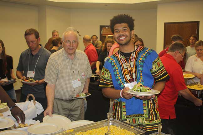 Students and families enjoy Family Weekend activities.