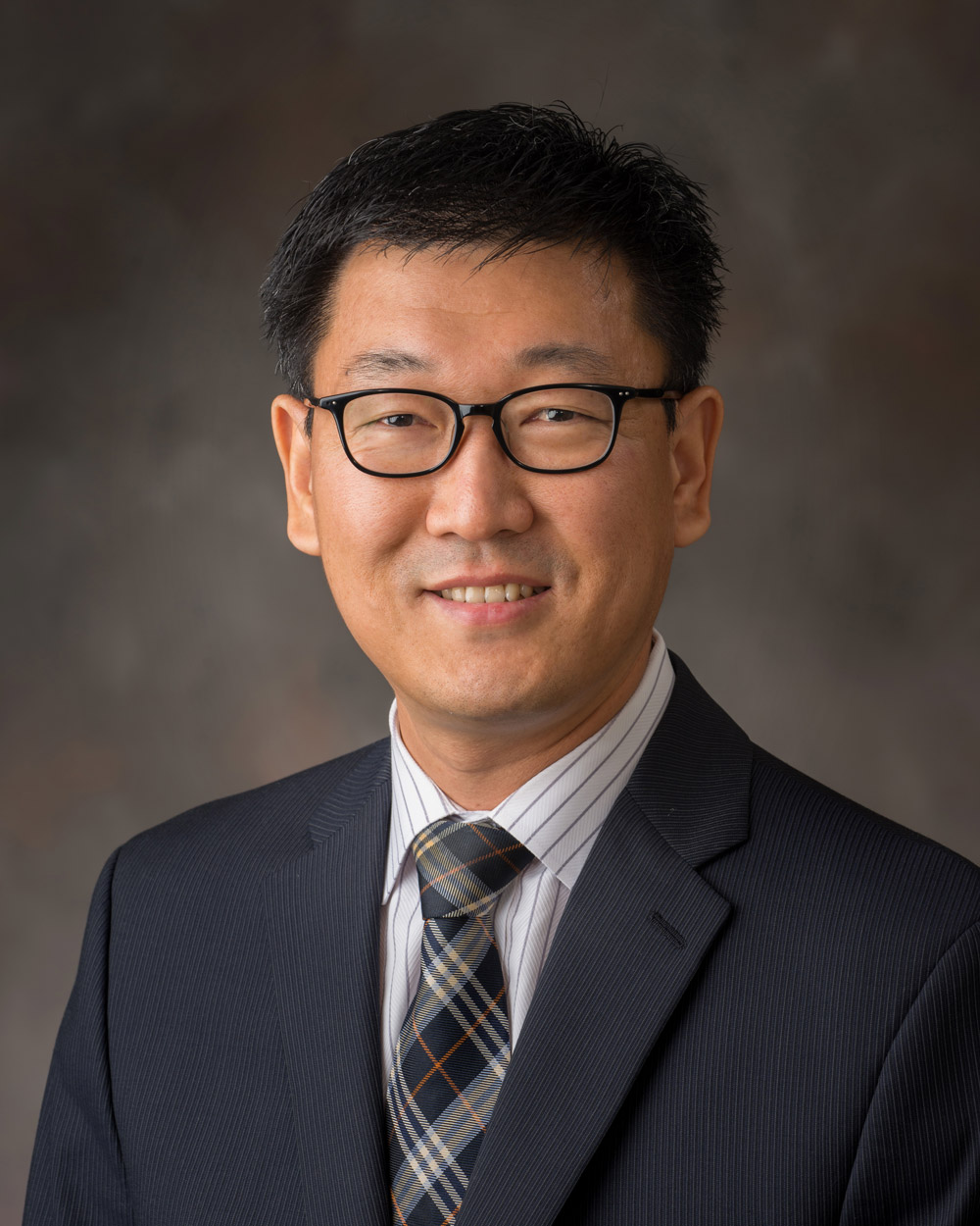Dr. Yong-Rak Kim