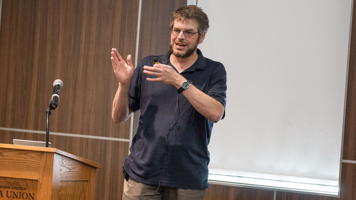 Stephen Scott, associate professor of computer science and engineering, leads a Nov. 3 Methodology Application Series presentation, "An Introduction to Machine Learning."
